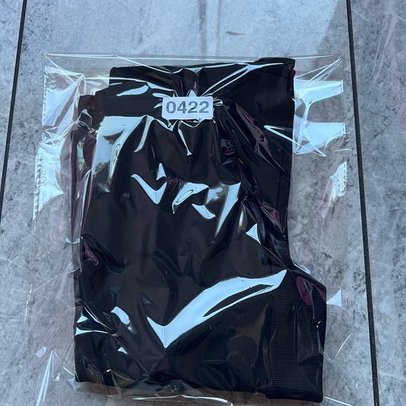 UNTUCKit Men's Black 100% Cotton Short Sleeve Polo Shirt Red Logo Casual Small - Picture 10 of 10